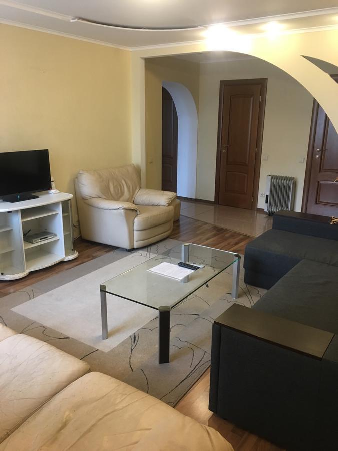 Hotel Service Predslava On Antonovicha Street Kiev Luaran gambar