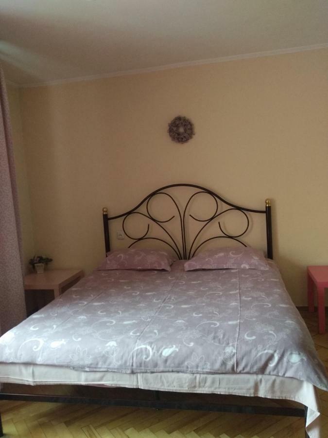 Hotel Service Predslava On Antonovicha Street Kiev Luaran gambar